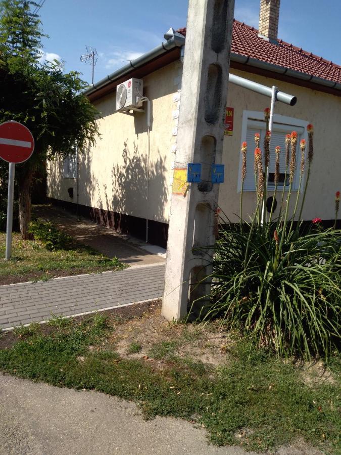 Ráday Apartman Hajdúszoboszló Esterno foto